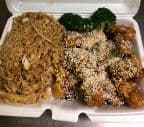 Best L15. Sesame Chicken Combination Special in Chicago, IL